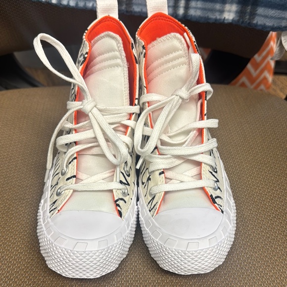 Converse White and Orange Artistic High-Top Sneakers - Picture 4 of 5